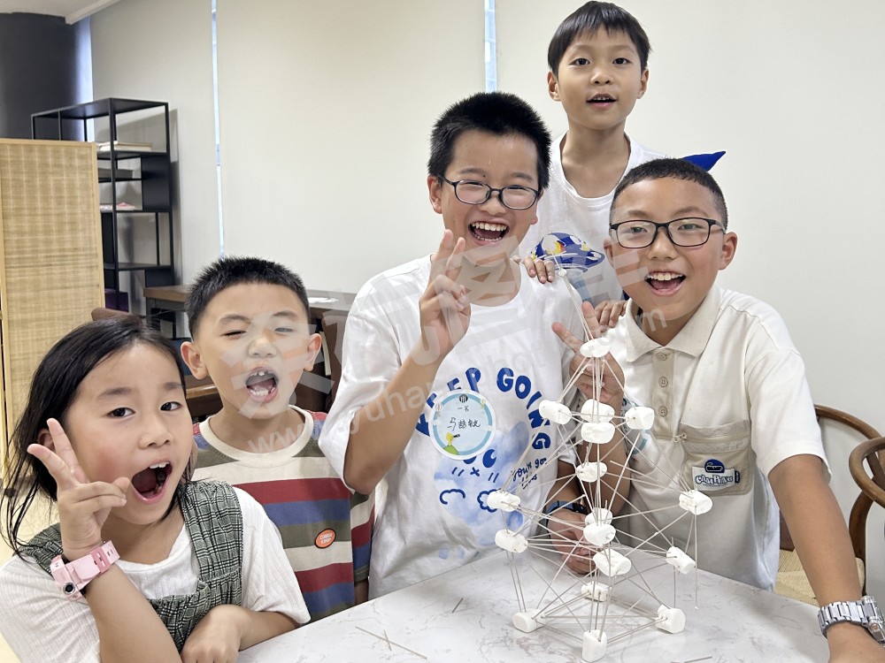 仓前街道假日学校