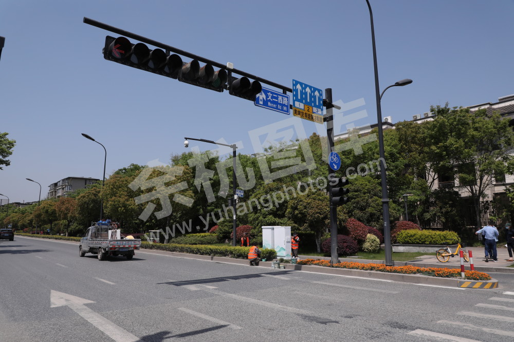 余杭城管市容整改