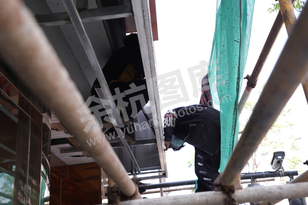 余杭城管市容整改