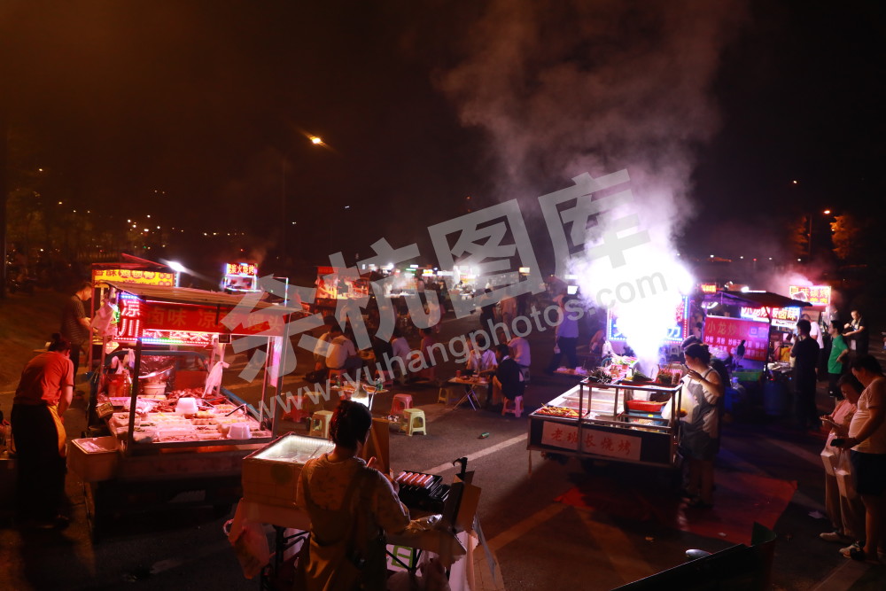 仓前夜市