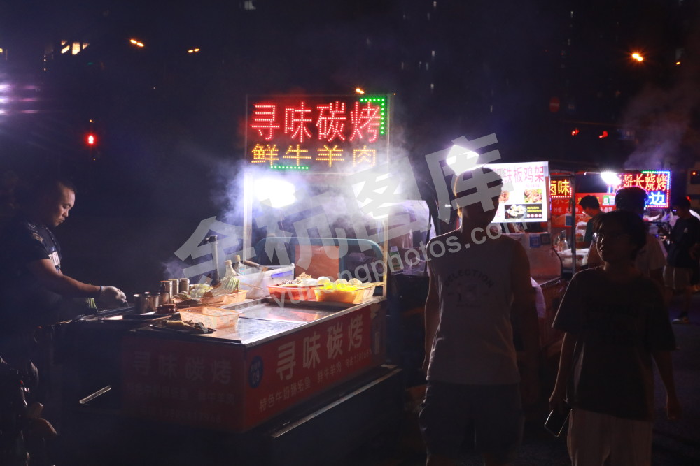 仓前夜市