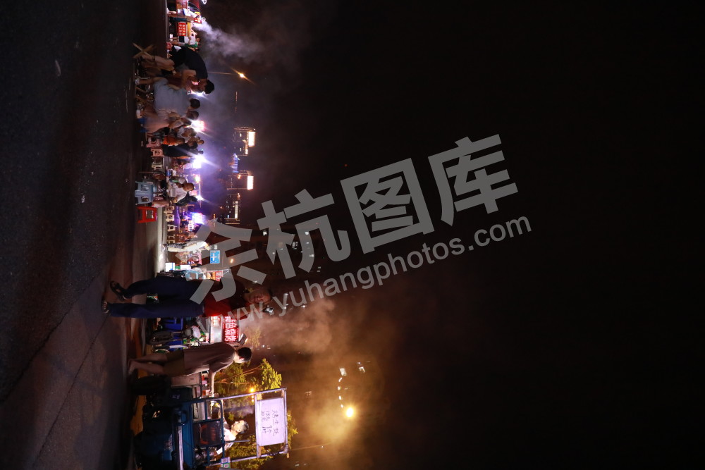 仓前夜市