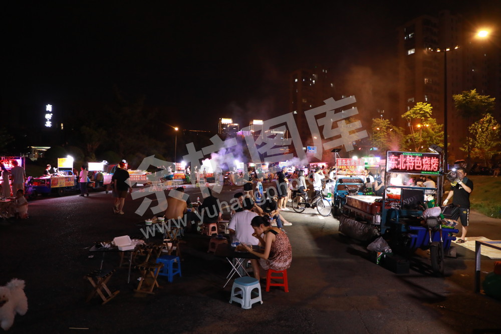 仓前夜市