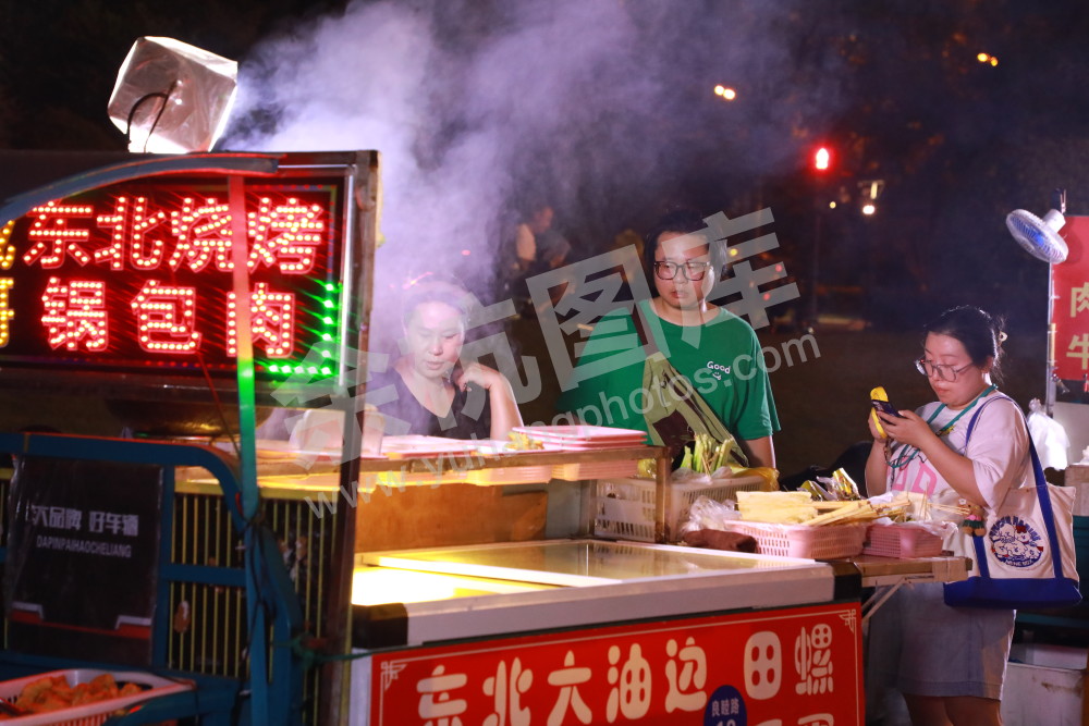 仓前夜市
