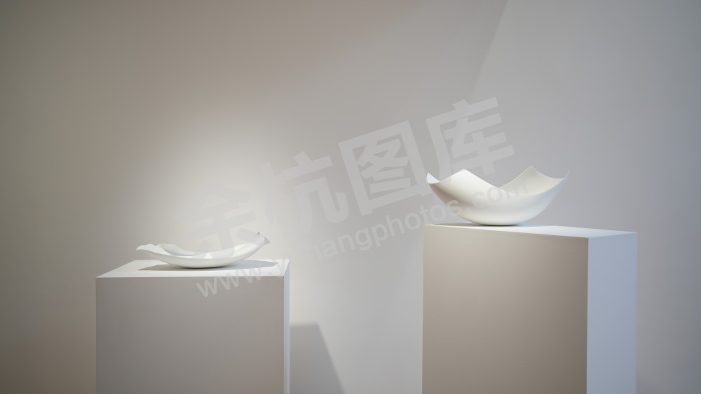 桉画廊