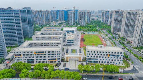沈括中学