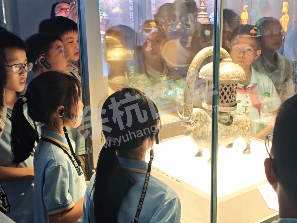 余杭区瓶窑二小“星航少年”航空主题夏令营奔赴南京