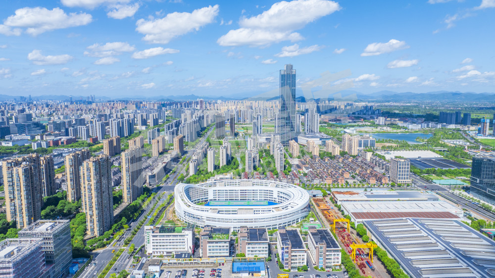 良渚新城好运路九年一贯制学校