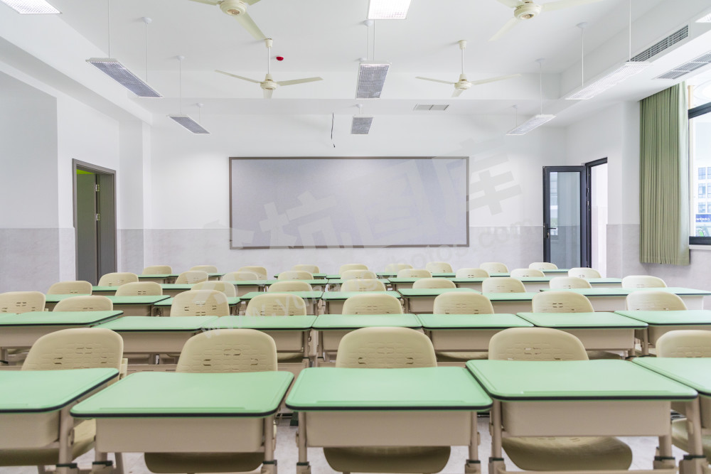 良渚新城好运路九年一贯制学校