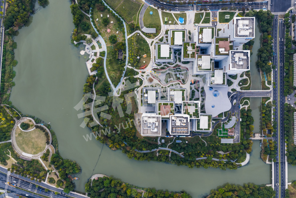 《未科阿里中心》