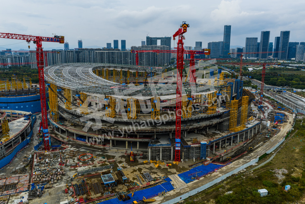 《建设中的余杭国际体育中心》