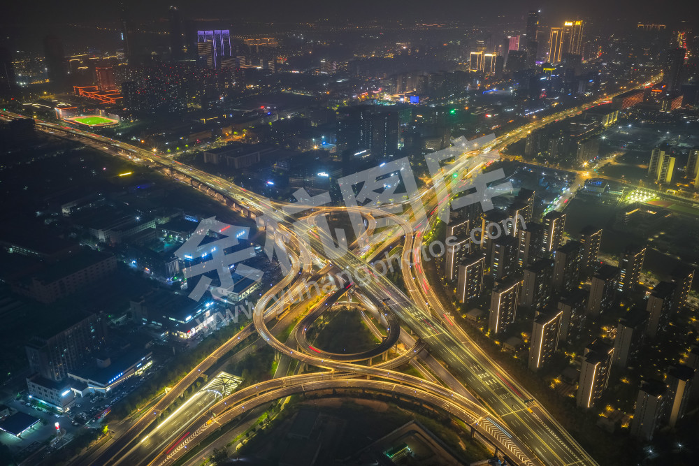 《都市大动脉》