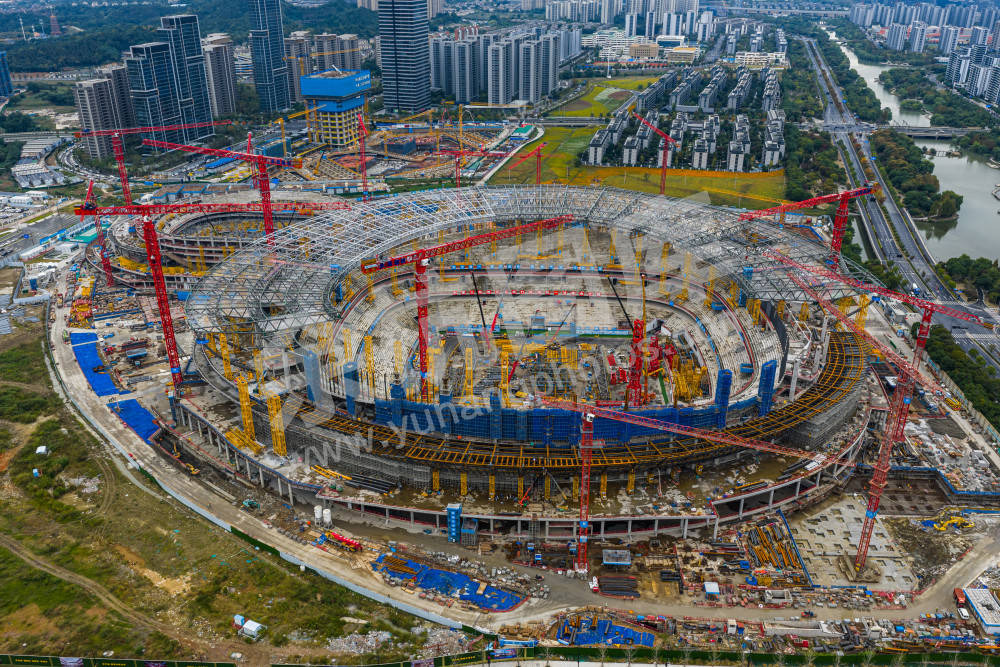 《建设中的余杭国际体育中心》