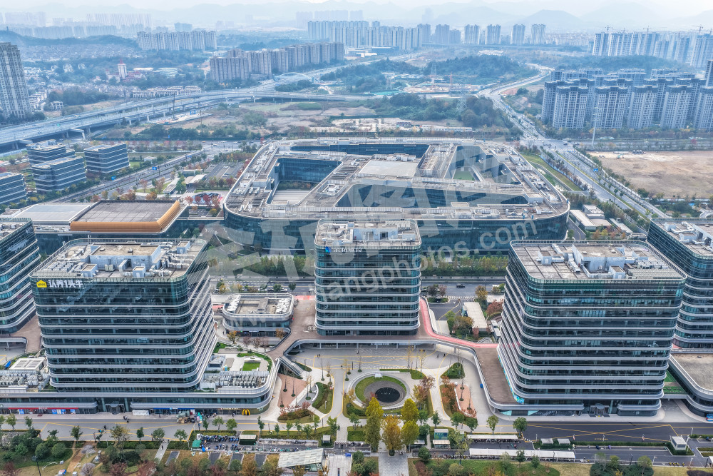 《俯瞰菜鸟网络智慧产业园》