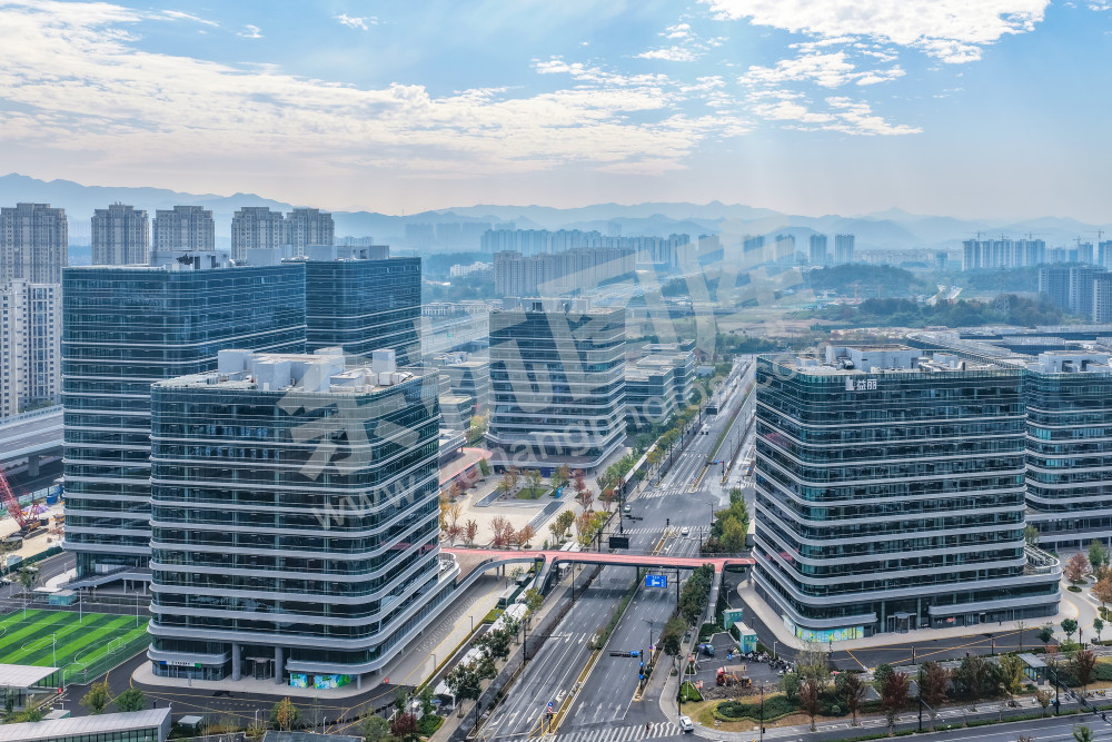 《俯瞰菜鸟网络智慧产业园》