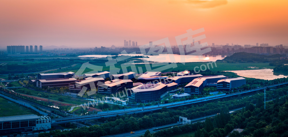 《崛起南湖边》