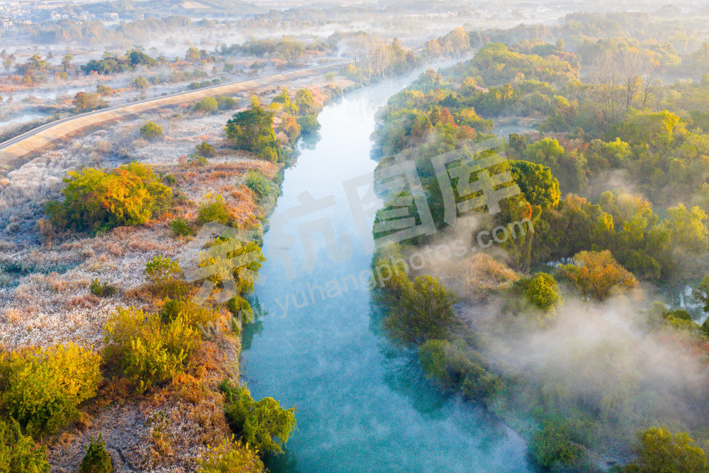 《苕溪碧水浮烟》