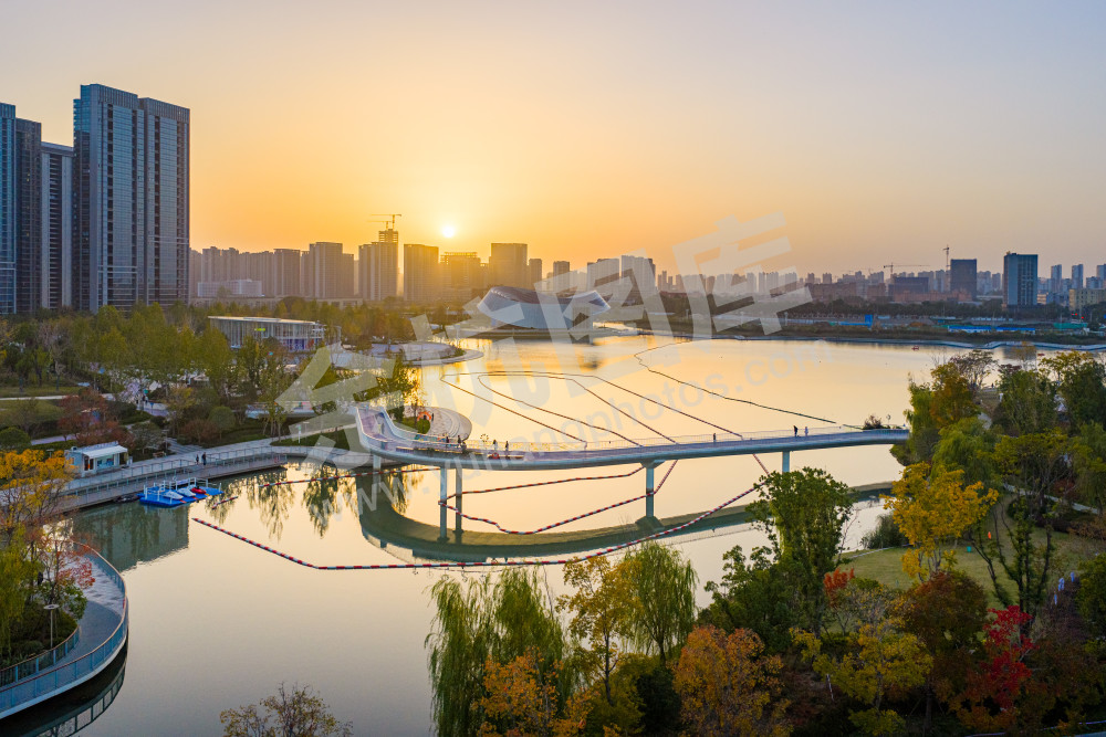 《玉湖公园秋韵》