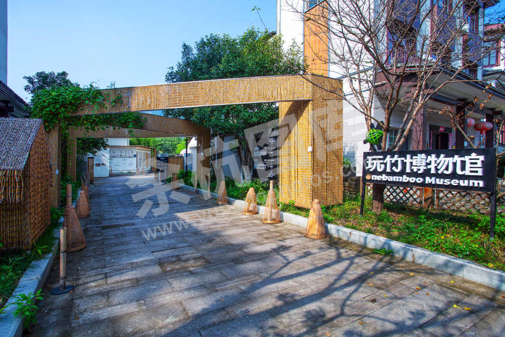 《竹海深处的&ldquo;村博热&rdquo;》