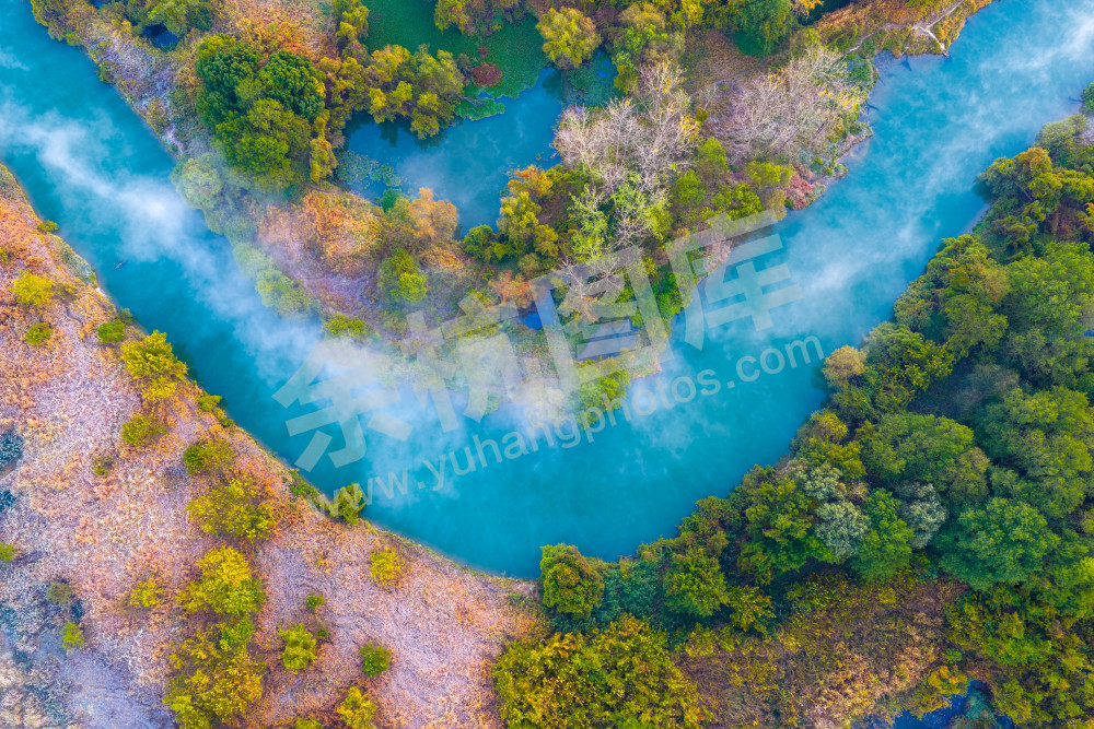 《苕溪碧水浮烟》 