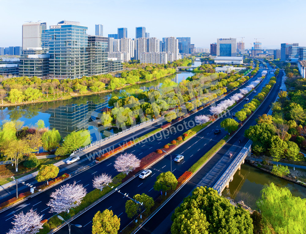 《城市中的自然诗画》