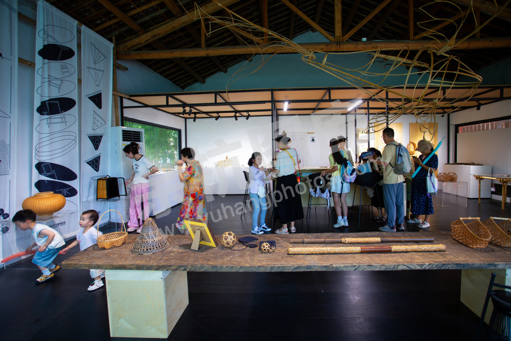 《竹海深处的&ldquo;村博热&rdquo;》