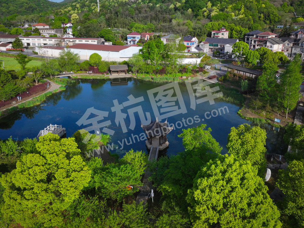 《中泰美丽江南慢村》