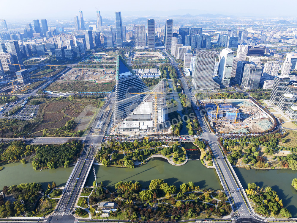《2025年，余杭&ldquo;世界级中轴⁮&rdquo;建设掠影》
