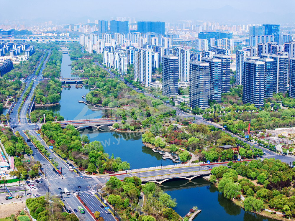 《中轴之上 &rdquo;余&ldquo;见未来》