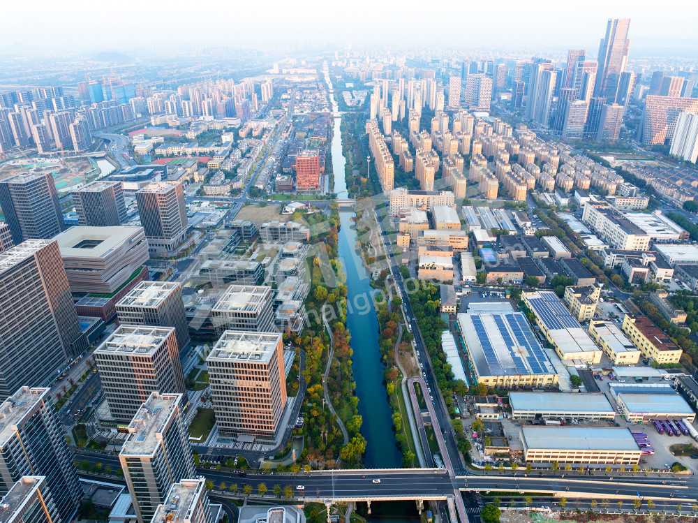 中轴之上 &rdquo;余&ldquo;见未来