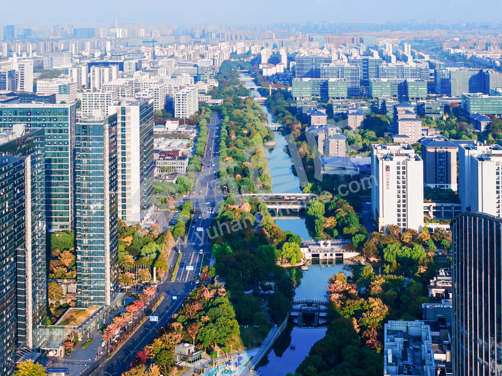 《中轴之上 &rdquo;余&ldquo;见未来》