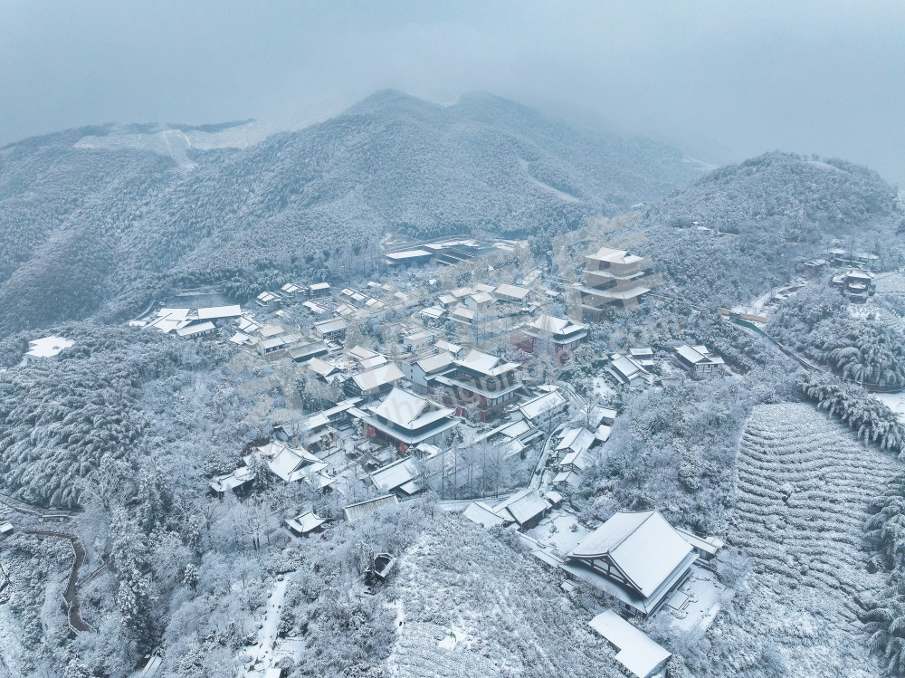 《径山雪霁》