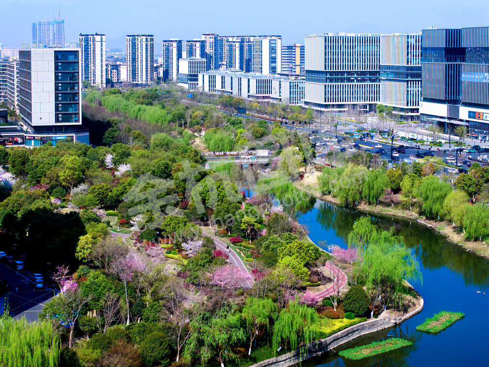 《城市中的自然诗画》