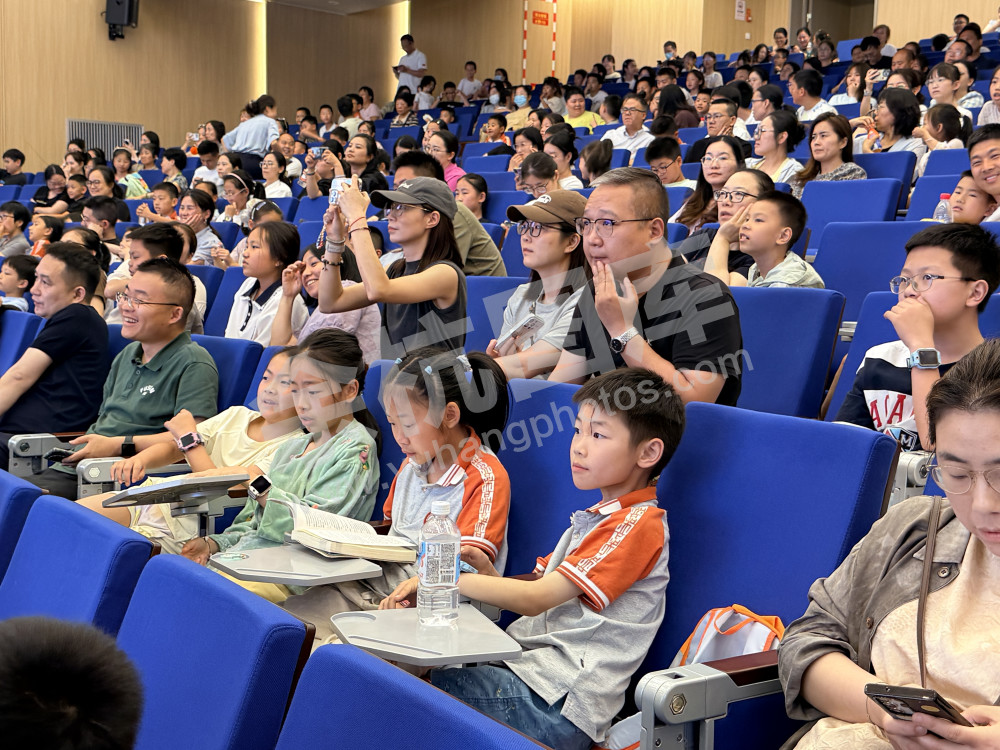 瓶窑一小校园诗词大会