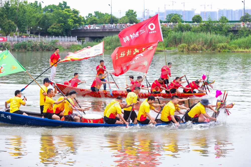 &ldquo;龙腾中轴 潮动五常&rdquo;第四届五常龙舟竞赛全民龙舟友谊赛