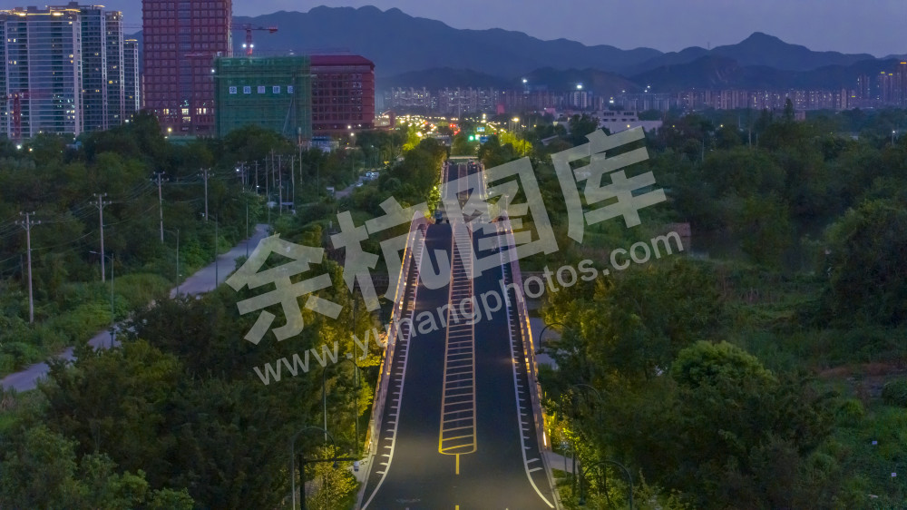 良睦路何母桥