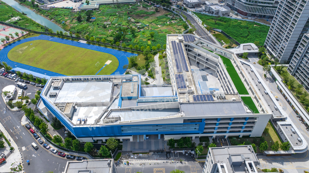 理想越秀实验学校