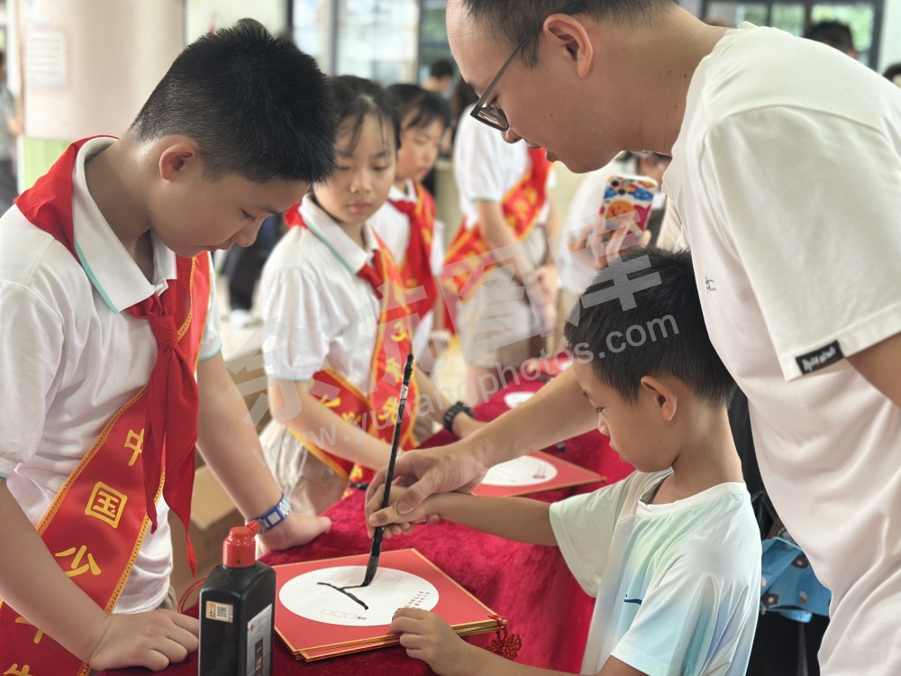 闲林小学开学