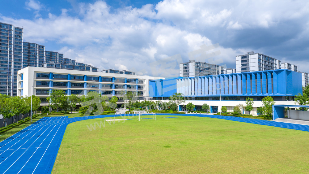 理想越秀实验学校